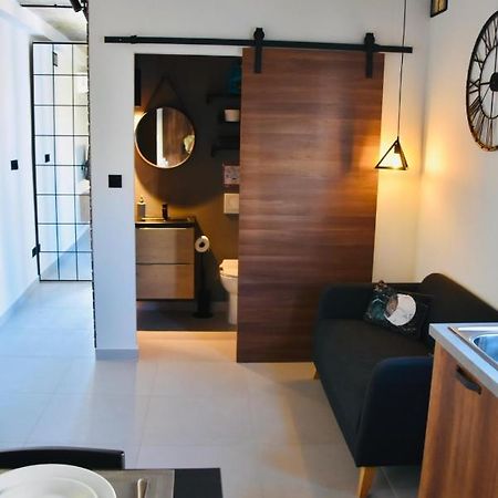 Chic Penthouse Industrial-Style Mosta Exterior foto