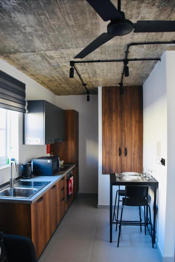 Chic Penthouse Industrial-Style Mosta Exterior foto